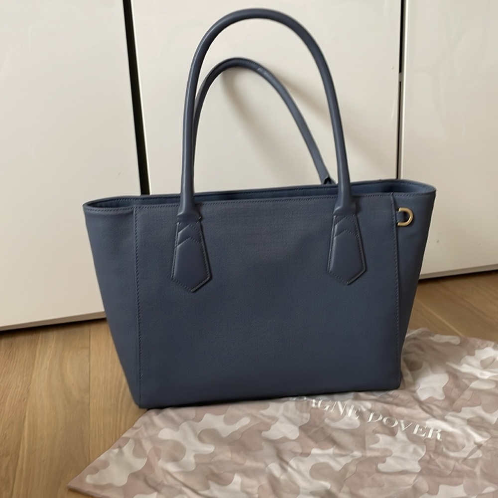 Dagne Dover Signature Tote (Classic)